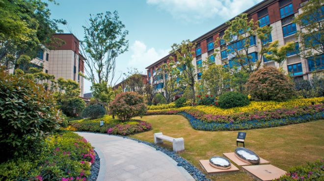 房价跌回2017年!南京这个板块价值被低估了吗?(图12)