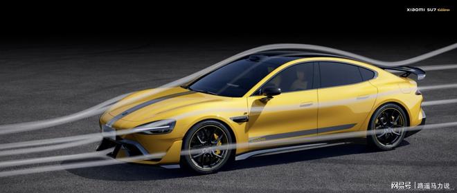 自信驾驭强大小米SU7Ultra正式发布售价5299万元(图4)