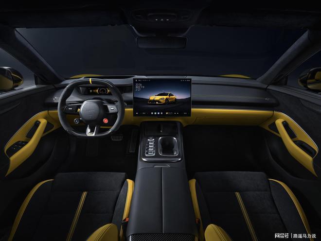 自信驾驭强大小米SU7Ultra正式发布售价5299万元(图6)