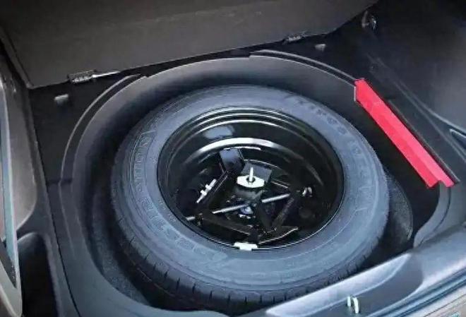 为什么现在新车都没有备胎了?(图5)