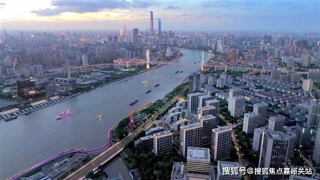 ⚡‍聚焦保利世博天悦售楼处：开启滨江奢居新典范(图1)