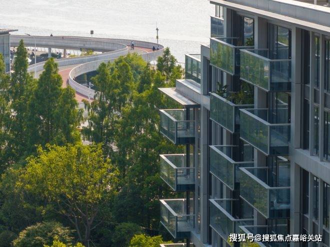 ⚡‍聚焦保利世博天悦售楼处：开启滨江奢居新典范(图5)
