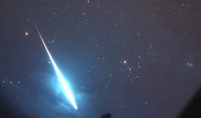 又出现了!北京凌晨发生神秘巨响专家回应:火流星太阳惹的祸(图4)