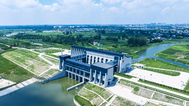 青春华章｜一座智能闸站背后的“流量青年”(图2)