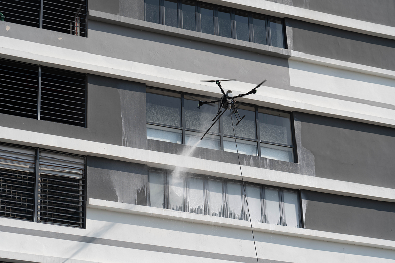 护航科技创新助力低空经济中国太保深圳分公司携主流媒体团探访九思智能(图3)