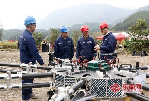 浦城供电：无人机带水泵接力森林防火添新力量(图1)