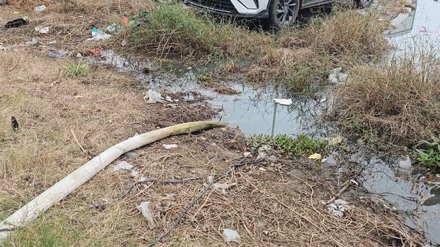 抽坏三台水泵仍难解郑州一小区路口积水咋根治？多方回应(图4)