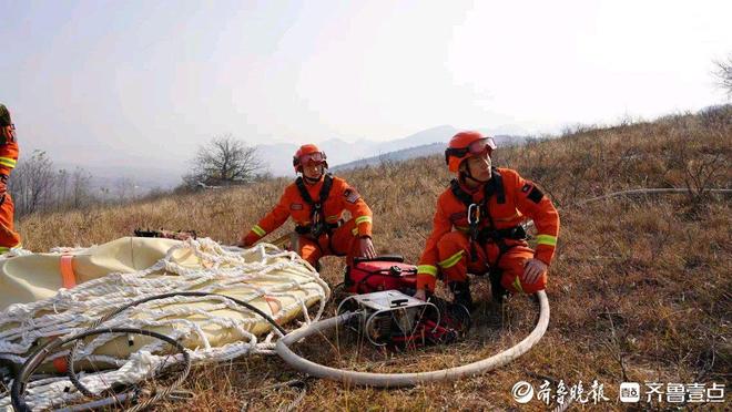 聚焦实战国家消防救援局山东机动队伍开展专项训练(图2)
