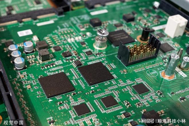 沉默的电路基石：被动元器件的核心作用与工作逻辑(图1)